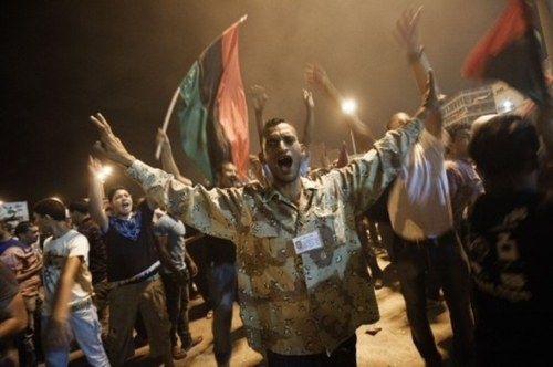 Trípoli celebra la entrada de las fuerzas de oposición