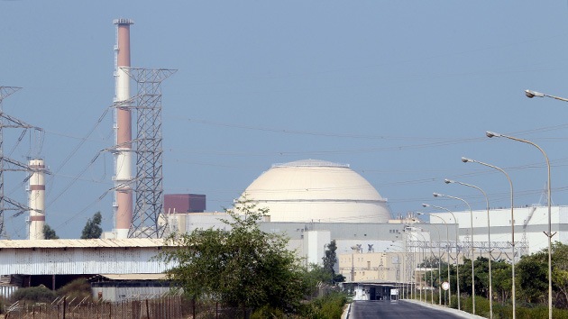 Rusia e Irán acuerdan construir dos nuevas centrales nucleares