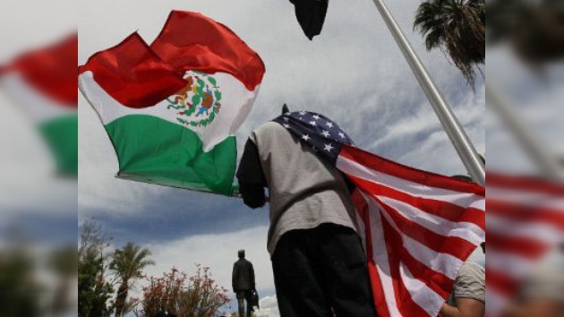 Arizona prohíbe estudios sobre inmigrantes mexicanos en las escuelas
