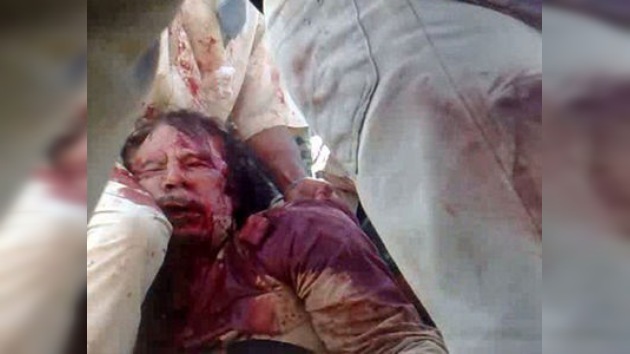 Aparece el primer video de la muerte de Muammar Gaddafi (IMÁGENES VIOLENTAS)