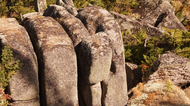 Bloques gigantes de piedra hallados en ruinas megalíticas de Siberia
<br>
<br>