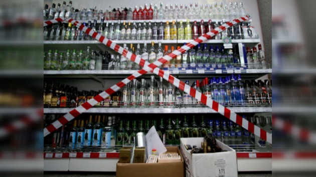Rusos apoyan prohibición de vender alcohol fuerte por las noches