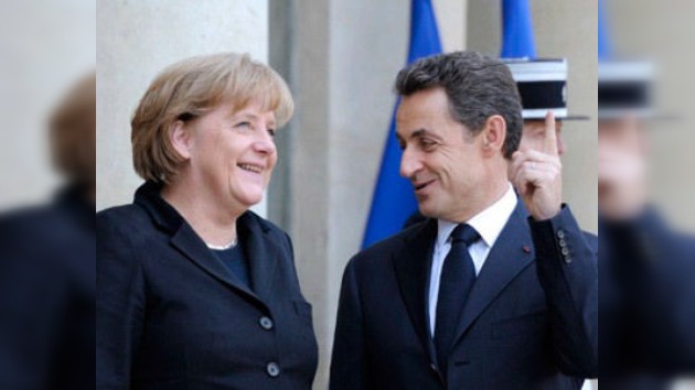 El nubarrón de las malas calificaciones amenaza la eurozona pese al plan ‘Merkozy’