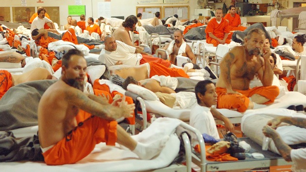 Violan a uno de cada diez presos en EE. UU.