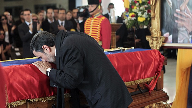 Irán: Acusan a Ahmadineyad de herejía por sus condolencias por la muerte de Chávez