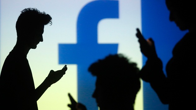 Periodista alemán: "Facebook favorece a la propaganda antirrusa"