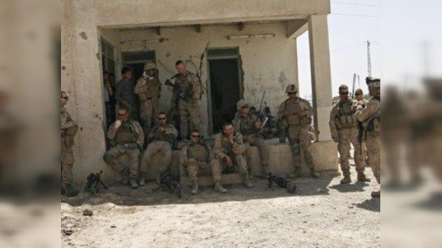 Identifican a los soldados grabados orinando sobre varios cadáveres en Afganistán