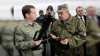 Las tres grandes debilidades del Ejército según Medvédev