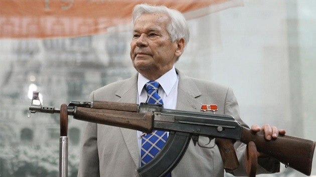 El fusil Kaláshnikov AK-47 entra en la lista de inventos revolucionarios de la humanidad