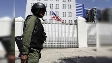 Morales amenaza a EE. UU. con cerrar su embajada si sigue metiendo las narices en Bolivia