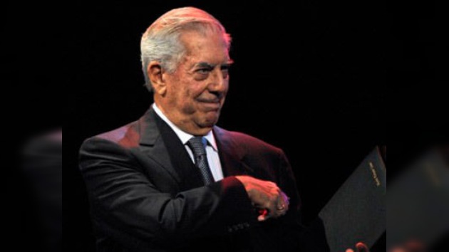 Madrid intentará convencer a Mario Vargas Llosa para que dirija el Instituto Cervantes