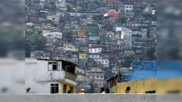 Brasil: la policía estrecha el cerco sobre la mayor favela de Río