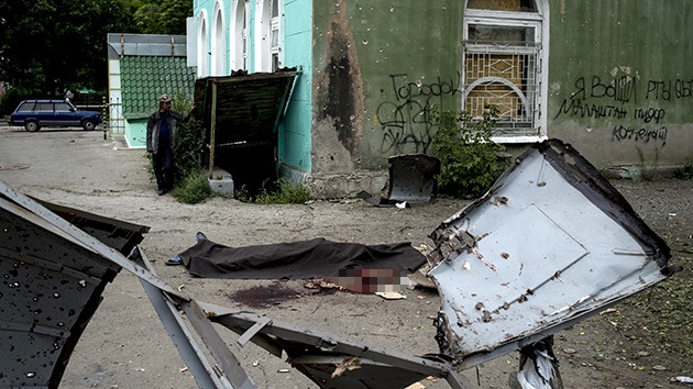 Alcalde de Lugansk: "Nos encontramos al borde de una catástrofe humanitaria"