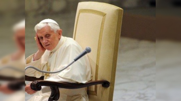 Funcionario del Vaticano denuncia corrupción en la Santa Sede