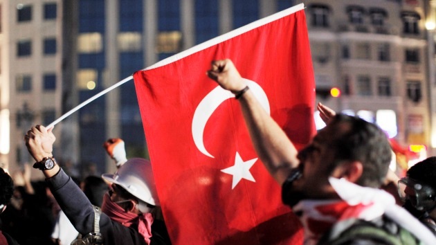 Generación Y: La juventud turca se planta ante el poder armada de humor y de tuits