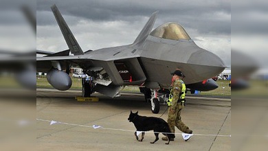 Los Aviones F-22 de la Fuerza Aérea de EE. UU. podrían aniquilar a sus propios tripulantes