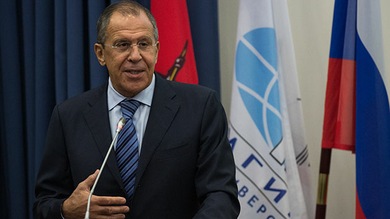 Lavrov: "El plan de paz de Poroshenko consiste en que las autodefensas se dejen eliminar"