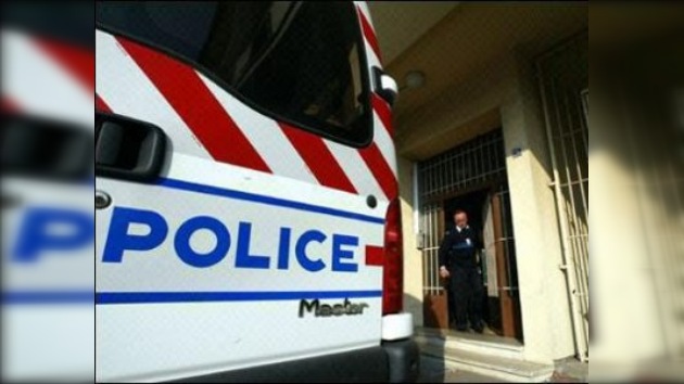 Un presunto etarra mata a un policía francés