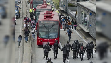 En Bogotá refuerzan seguridad del Transmilenio tras violentas protestas