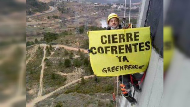16 detenidos en la protesta de Greenpeace en la central de Cofrentes