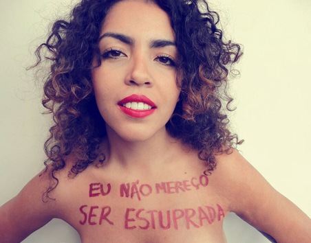 Brasil: El 65% cree que las mujeres que llevan poca ropa merecen ser  violadas - RT