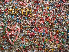 Muro del mercado 'Pike Place' formado por chicles
