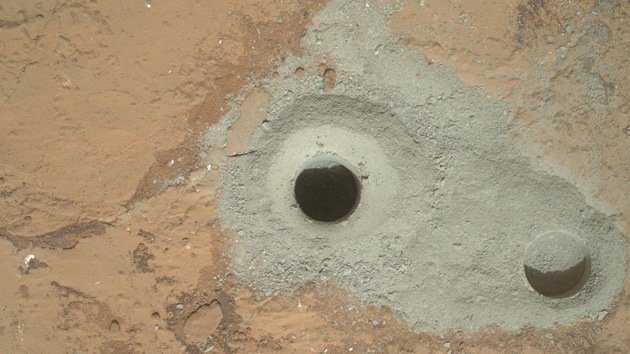 Perforación histórica: Curiosity toma su primera muestra de roca en Marte