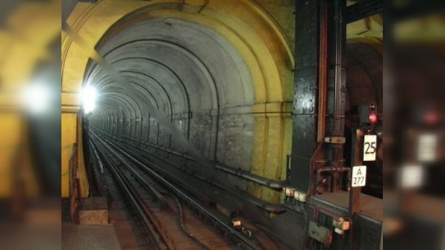 Peatonalizado por dos días el túnel más antiguo del Támesis