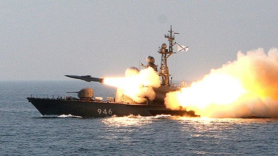 Rusia y China acuerdan realizar dos ejercicios militares conjuntos