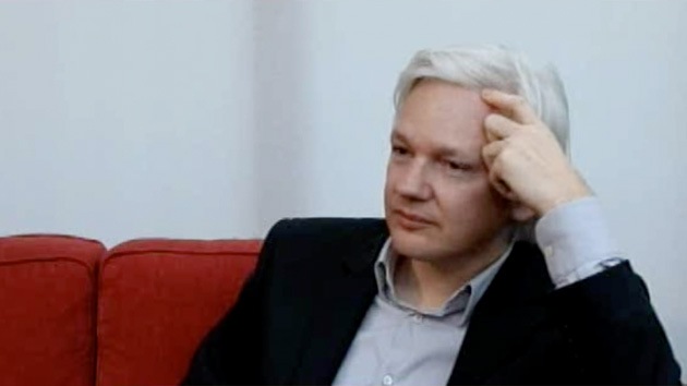 Assange y los Criptopunks revelan a RT quién se beneficia de la guerra en la web