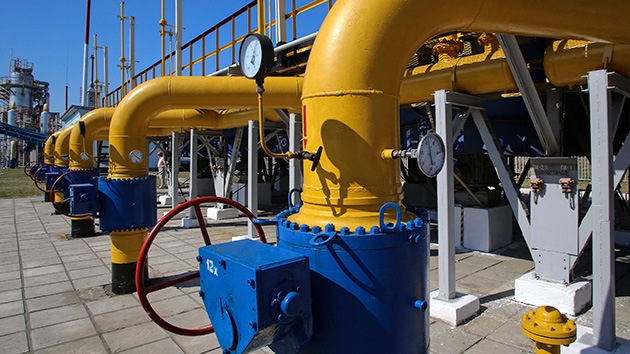 Comisario europeo de Energía: "Ucrania debe pagar por el gas ruso"