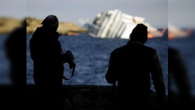 Hallan a otras cinco víctimas mortales en el Costa Concordia
