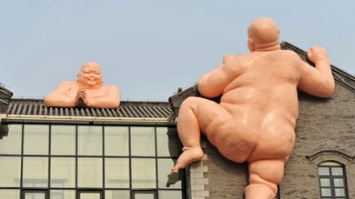 Estatuas de Budas desnudos provocan protestas en China