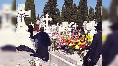 Vida eterna por decreto municipal: un alcalde italiano prohíbe morirse a sus vecinos
