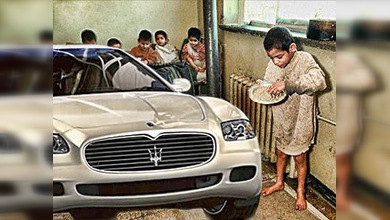 Presidente de entidad de beneficencia alemana usaba un coche de lujo