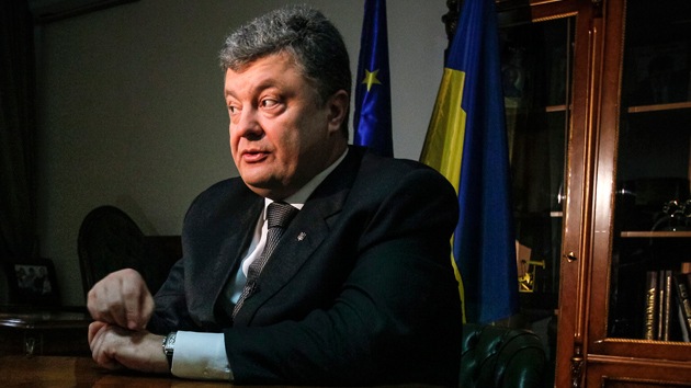 Tres caminos del presidente Poroshenko hacia el mismo precipicio