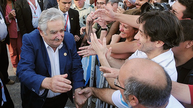 Mujica, un presidente sin privilegios, cumple 79 años en su último año de mandato