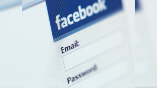 Facebook amenaza a las compañías que espían a sus empleados