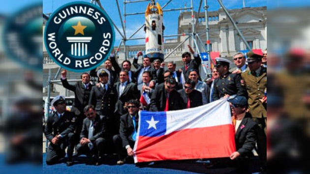 El Guinness entona el 'tierra trágame': dice que los 33 mineros atrapados eran bolivianos