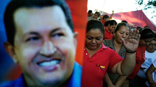Chávez "está saliendo del posoperatorio y entrará en una nueva fase”, según Maduro