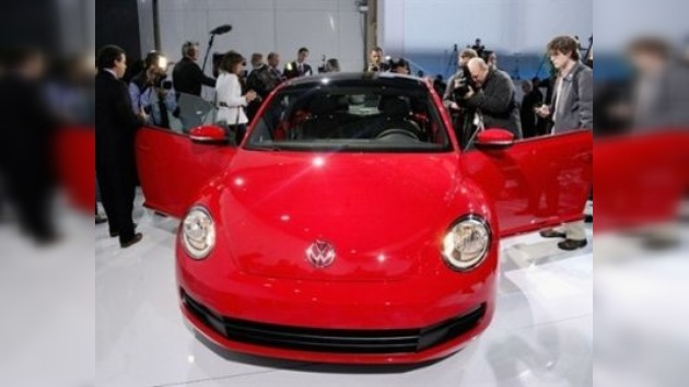 Volkswagen presenta un modelo renovado de Beetle