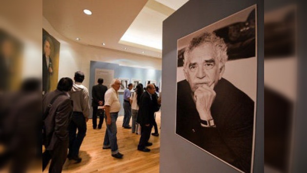 Metro de Moscú rinde homenaje a García Márquez con una exposición rodante de sus obras
