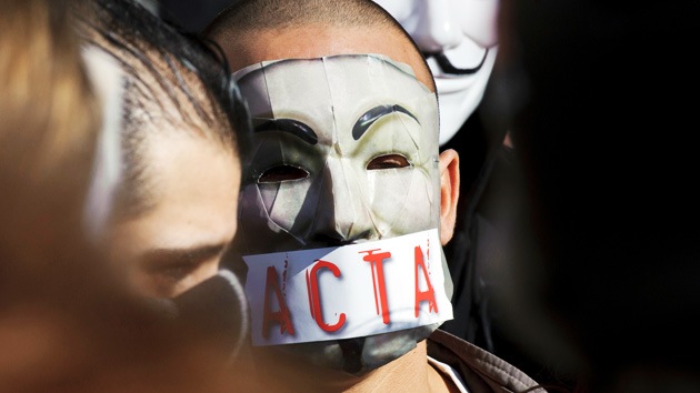 México se une al ACTA y Anonymous amenaza con atacar