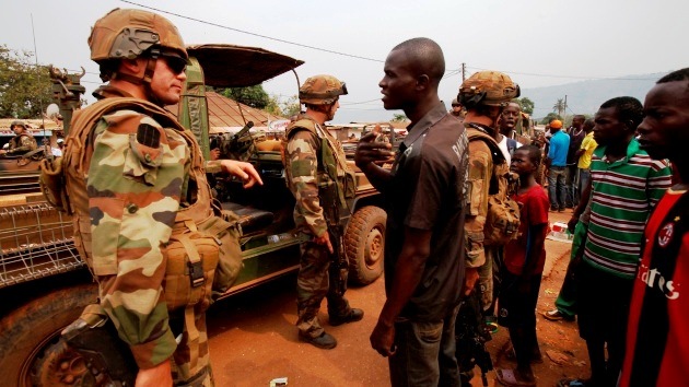 Francia envía 3.000 tropas a África