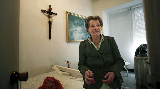 Desahucian en España a una anciana por retrasarse dos meses en el alquiler