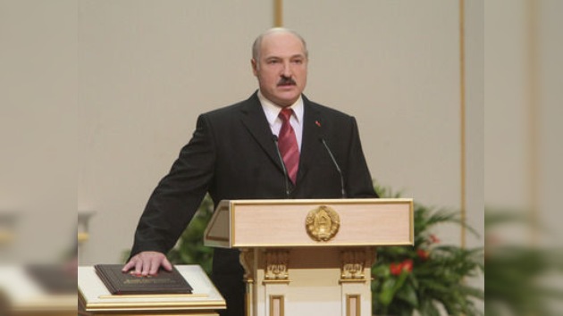 Lukashenko asumió funciones como líder de Bielorrusia