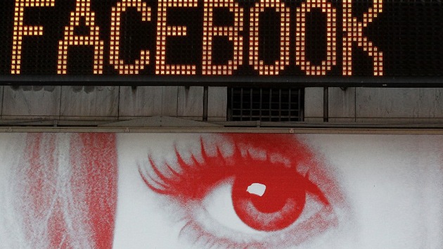 Demandan 15.000 millones de dólares a Facebook por espionaje