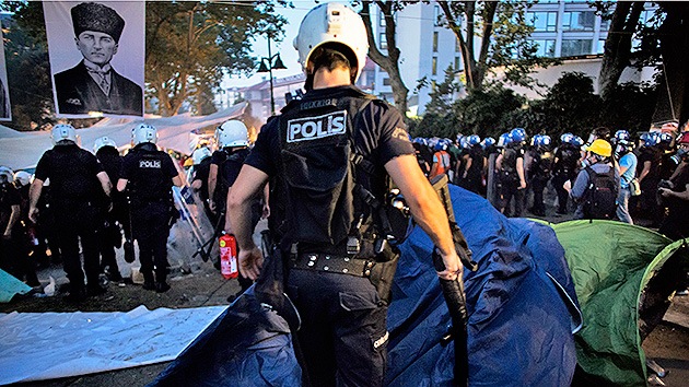 Protestas en Turquía: Intentan linchar a activistas antigubernamentales