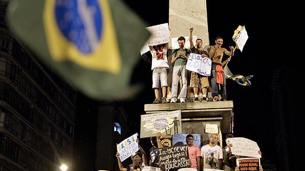 De la protesta al choque: Más de un millón de personas toman las calles de Brasil