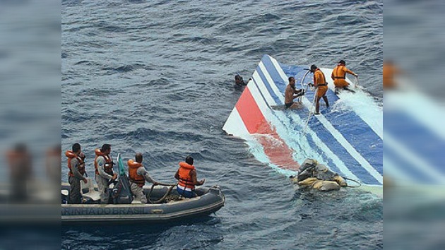Podrían haber encontrado las cajas negras del Air France que cayó al Atlántico en 2009